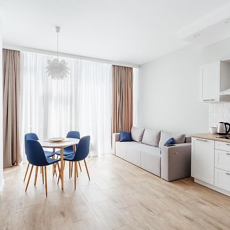 Skycity Apartments Odessa Buitenkant foto