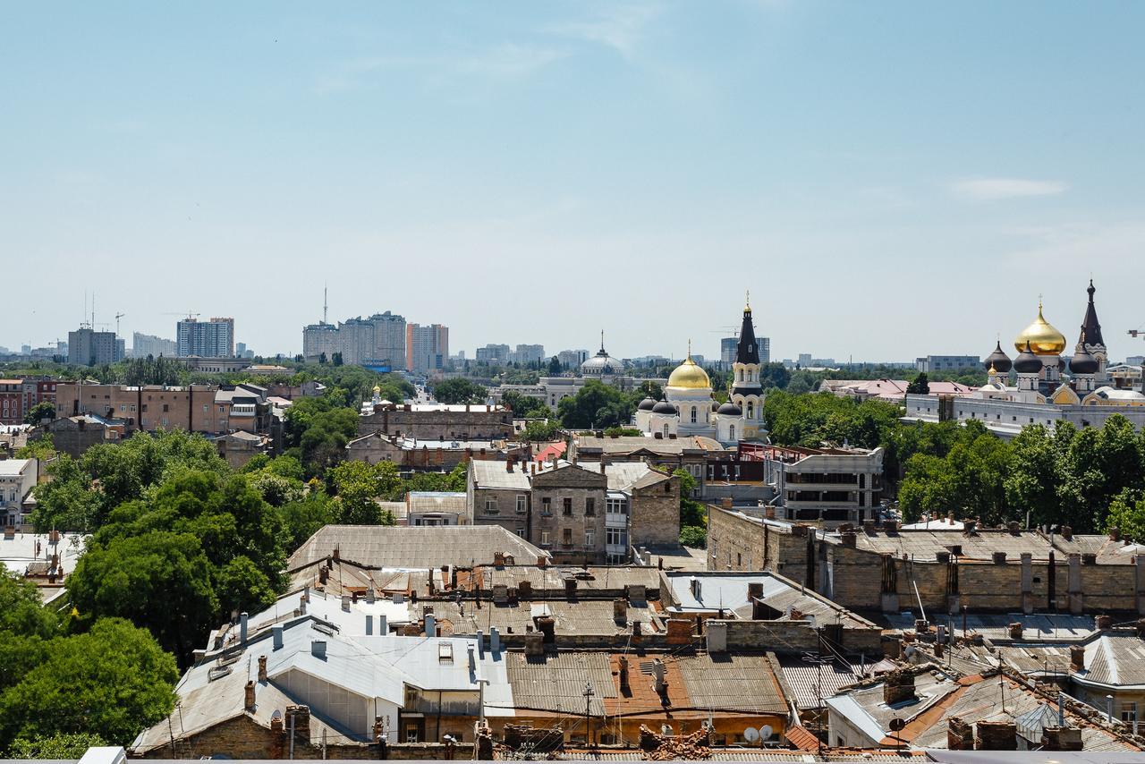 Skycity Apartments Odessa Buitenkant foto