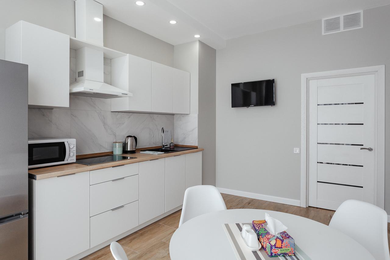 Skycity Apartments Odessa Buitenkant foto