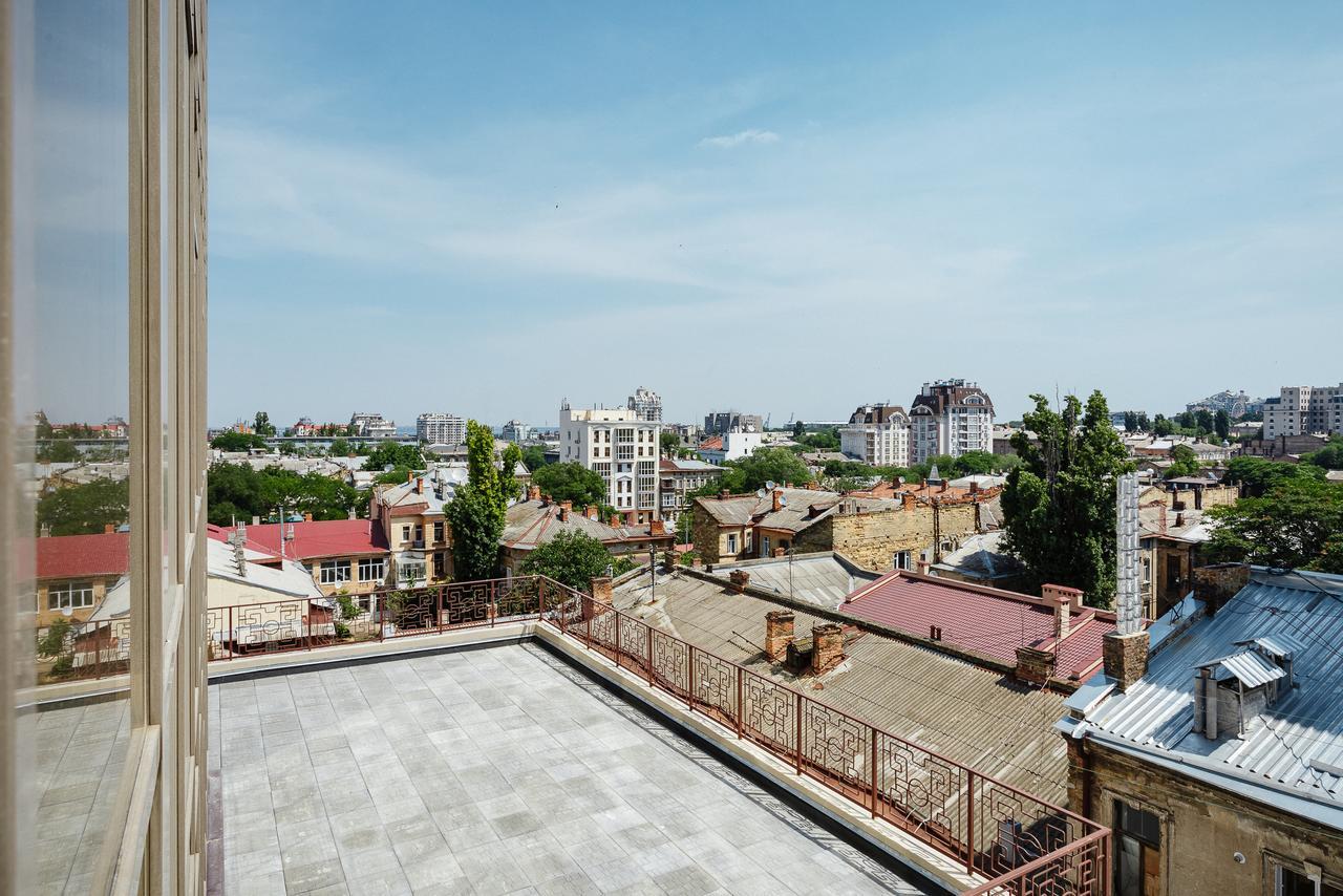Skycity Apartments Odessa Buitenkant foto
