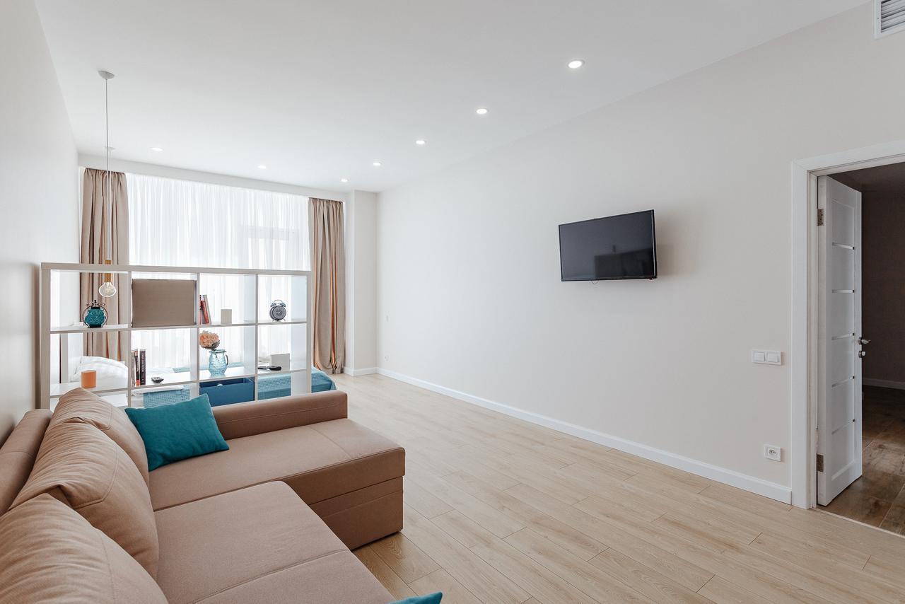 Skycity Apartments Odessa Buitenkant foto
